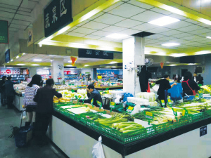 绍兴柯桥首现“超市化”农贸市场 买菜就像逛超市