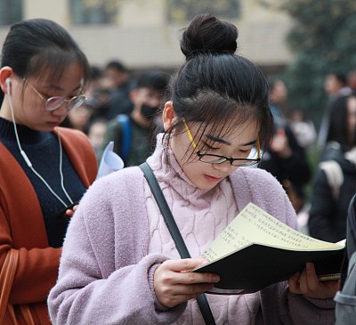 “国考”开考 温州六分之一考生缺考 参考率与往年持平